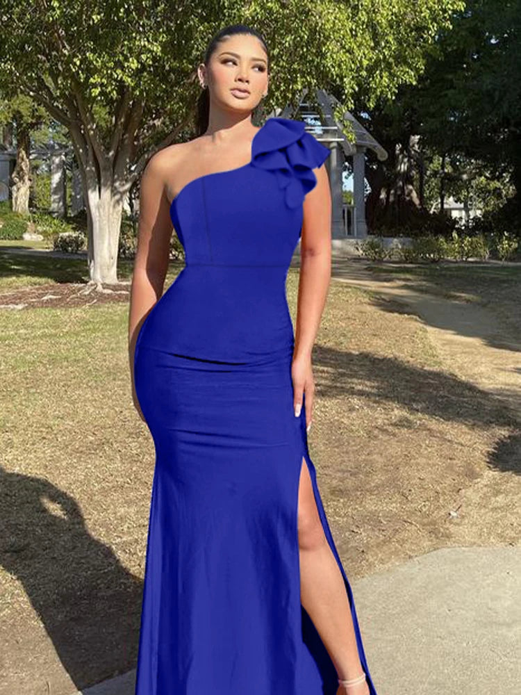Vestido Aria Verão  – Fenda Lateral, Ombro Único, Sem Mangas e Design Sexy